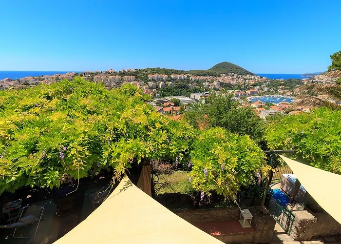 Isanda דוברובניק